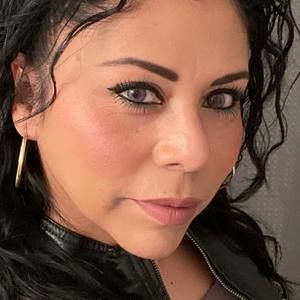 Meet your Posher, Selene